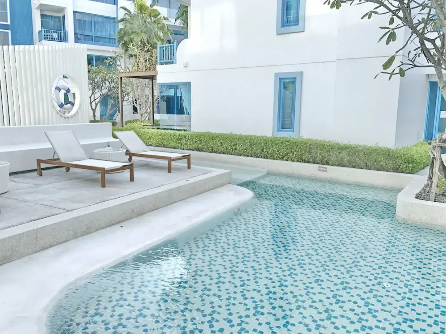 The Crest Santora Luxury