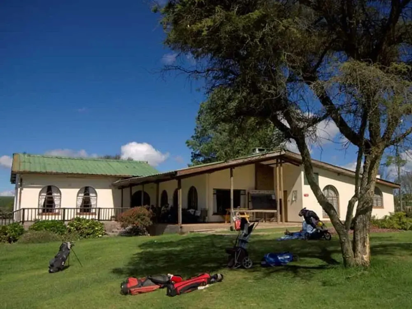 Pine Tree Inn