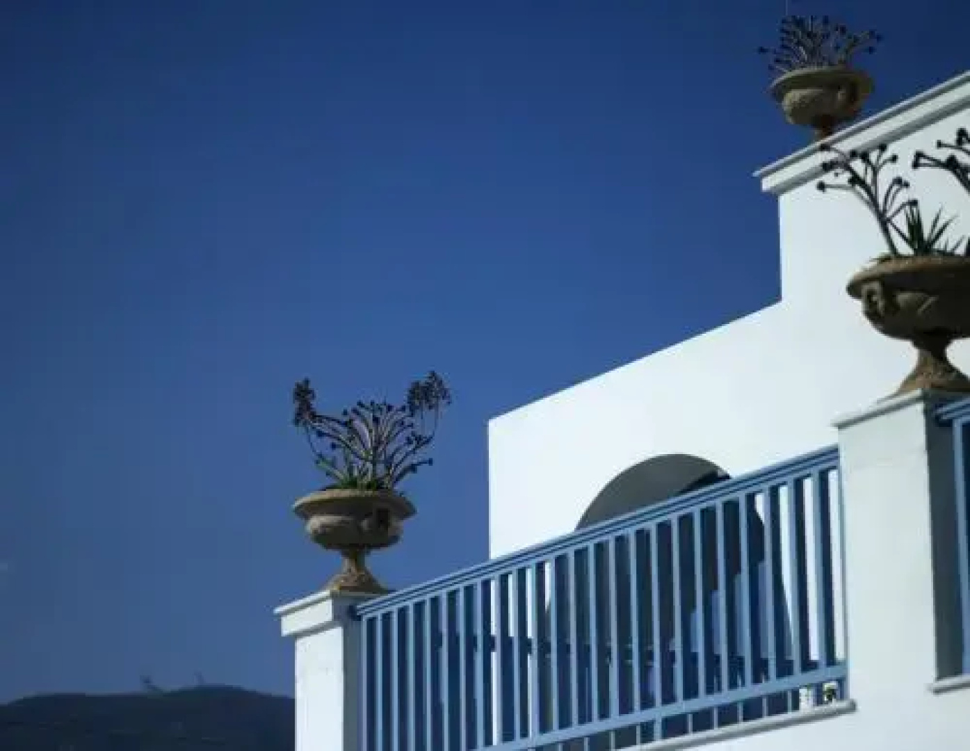 Nikis Village