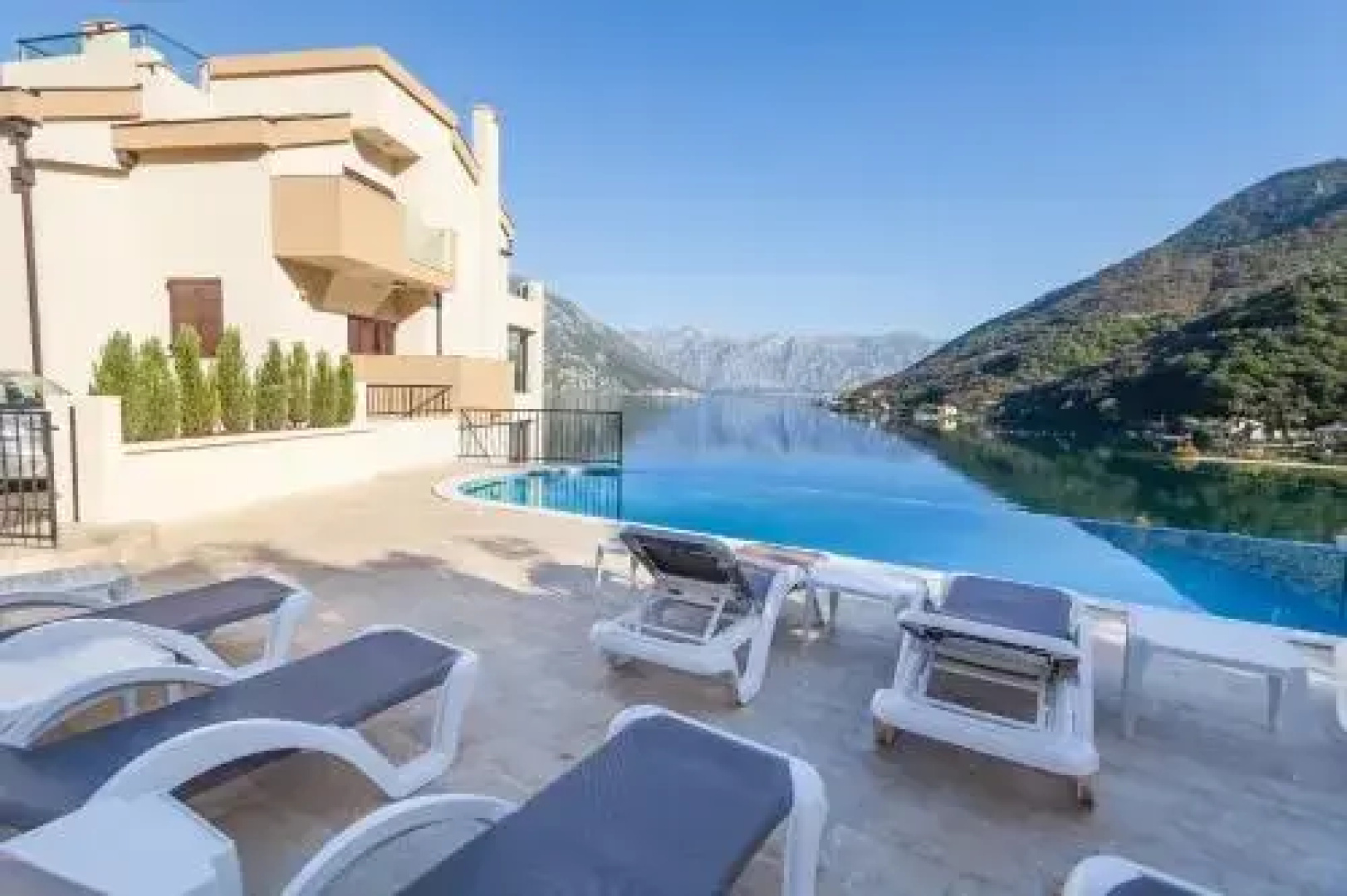 Sunshine of Montenegro Apartments