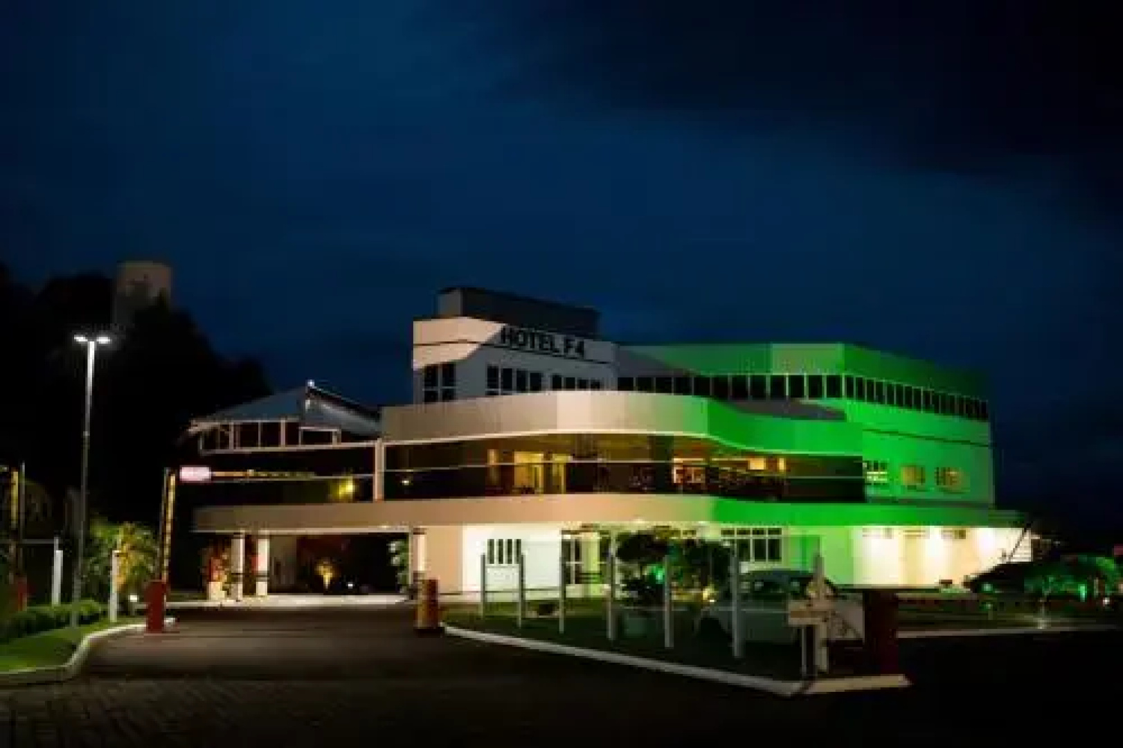 Hotel 44