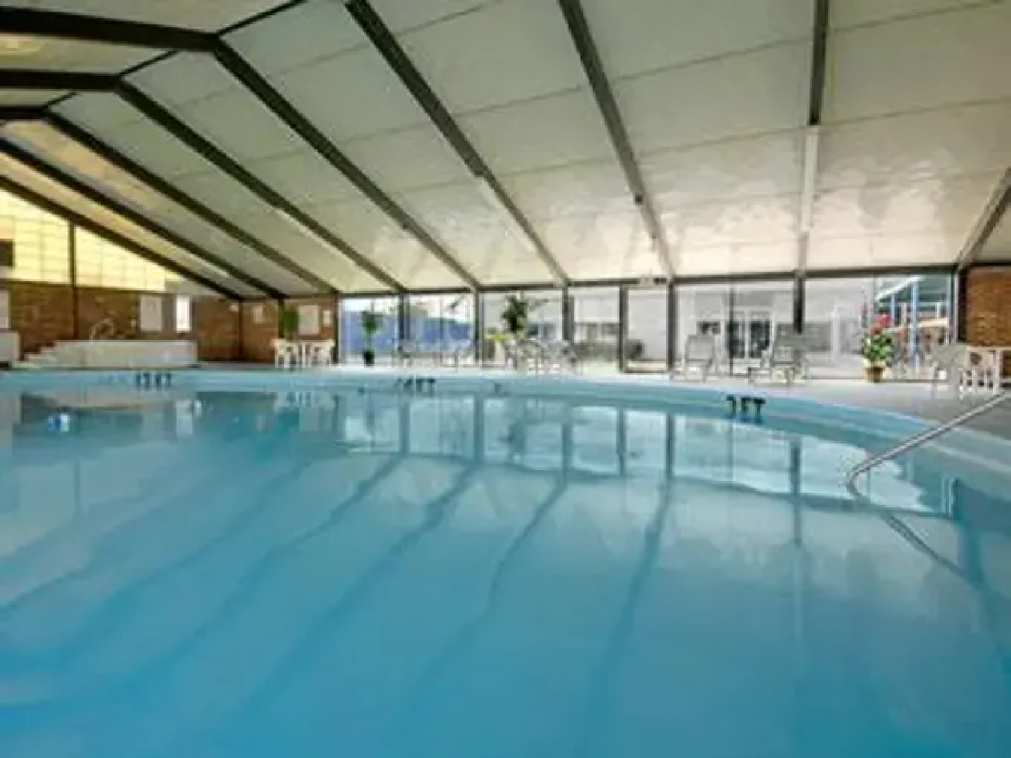 Days Inn Hotel & Conference Center - Meadville