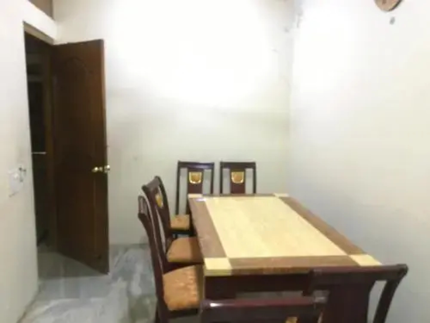 Iroomz Shanbhag Towers International