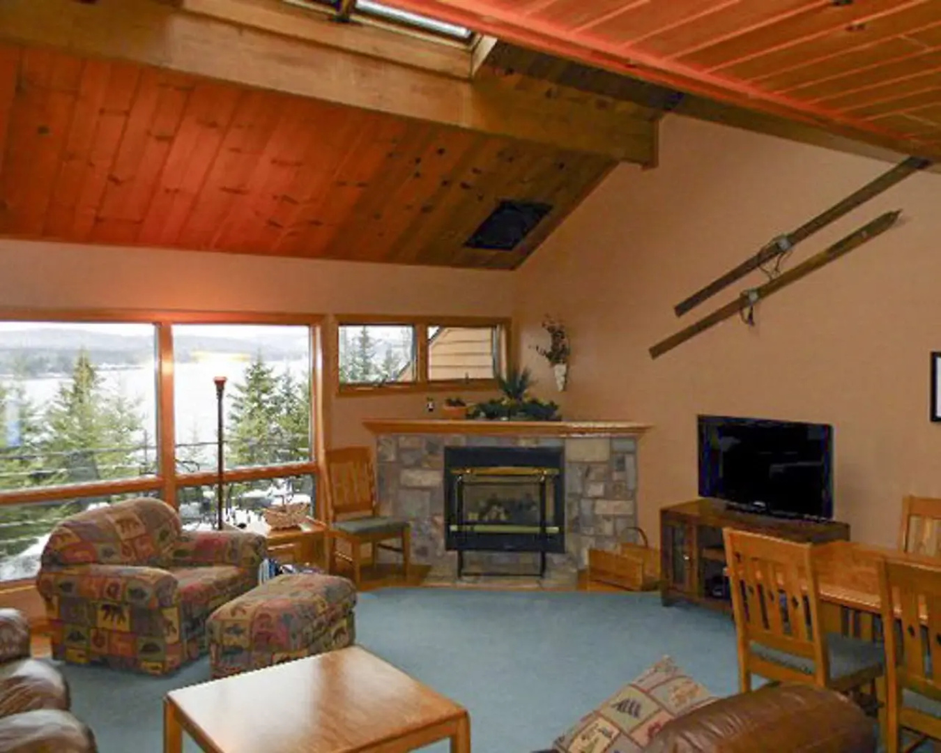 The Lakehomes at Superior Shores
