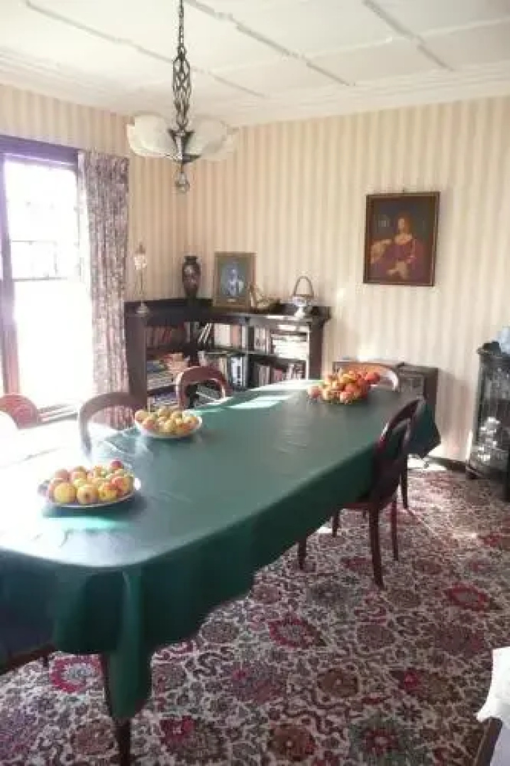 Barnett Lodge