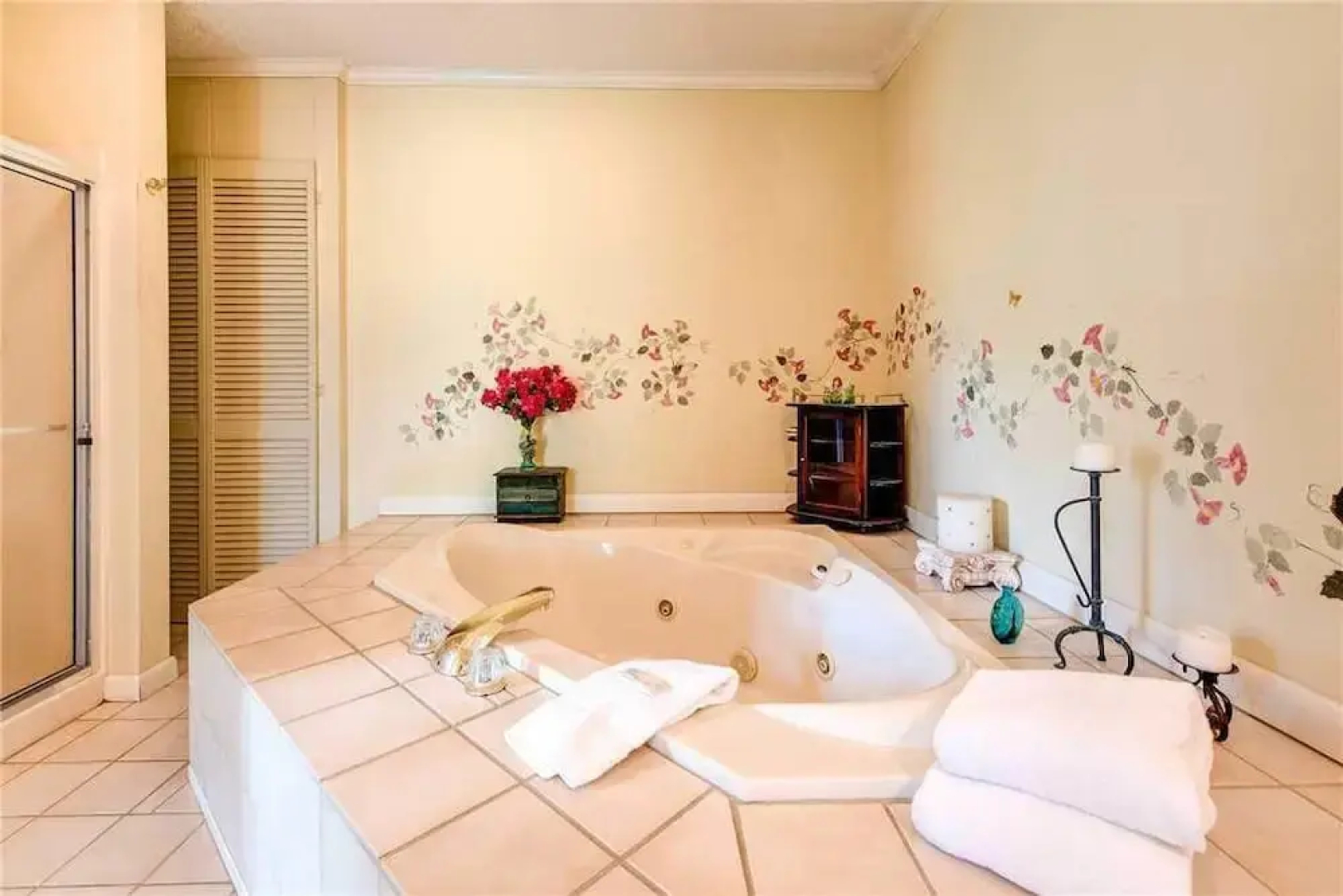 Shooting Star - Four Bedroom Cabin