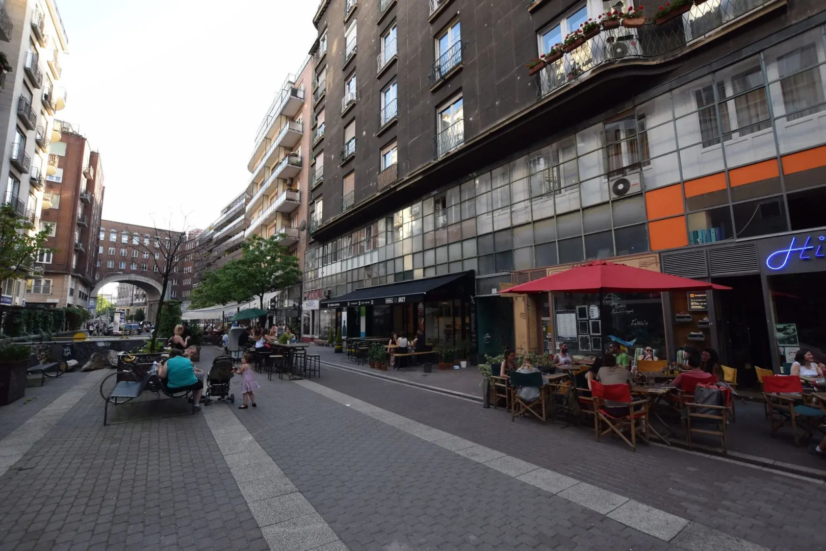 Hi5 Apartments - Central