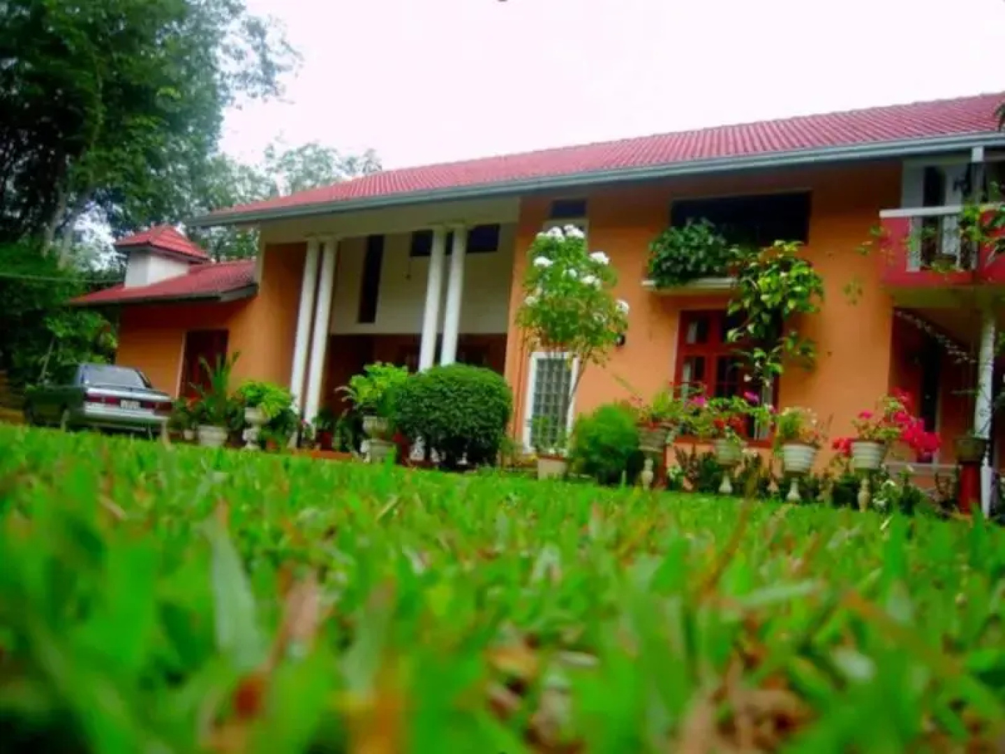 Estancia Hotel