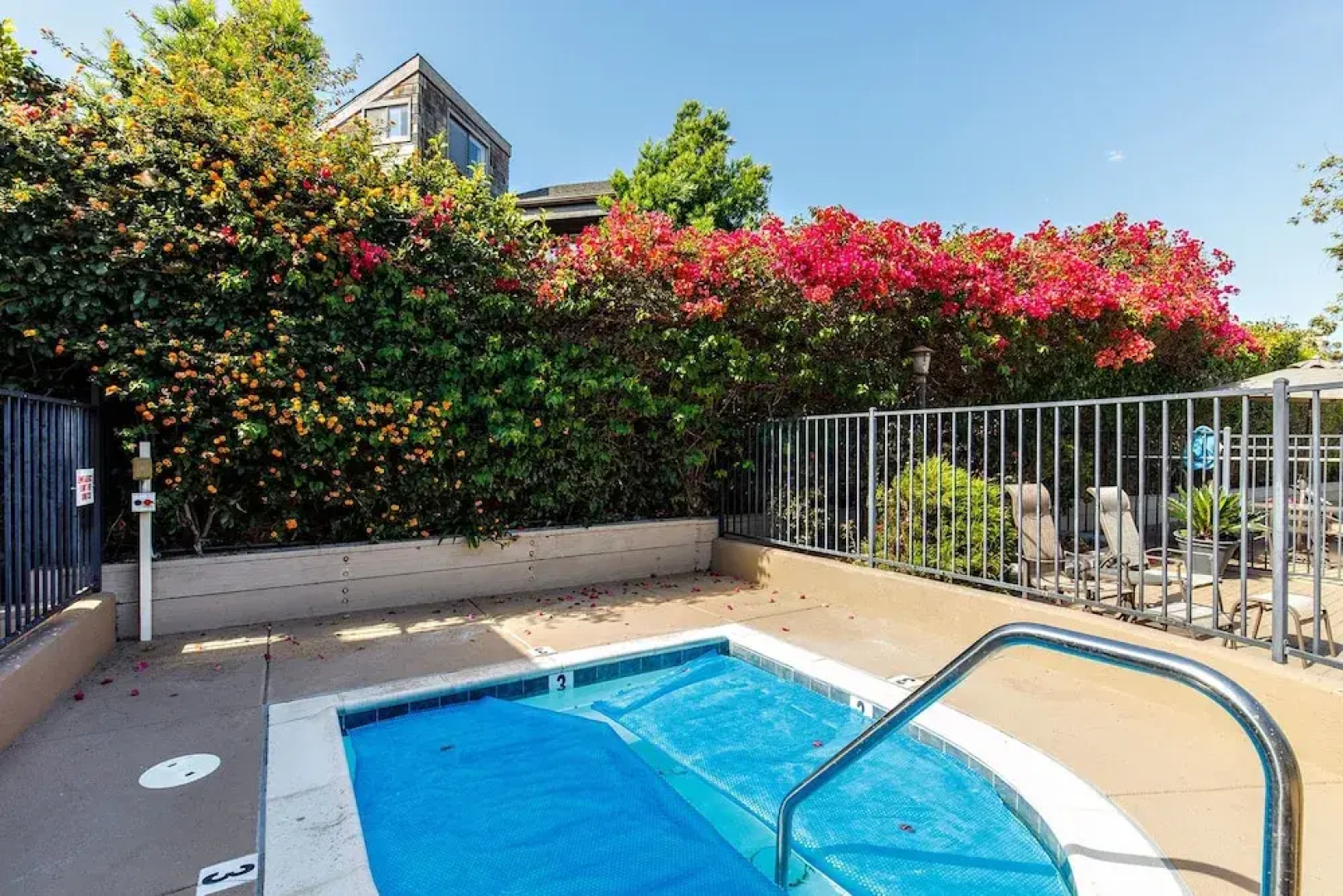 South Sierra Condominium #12416