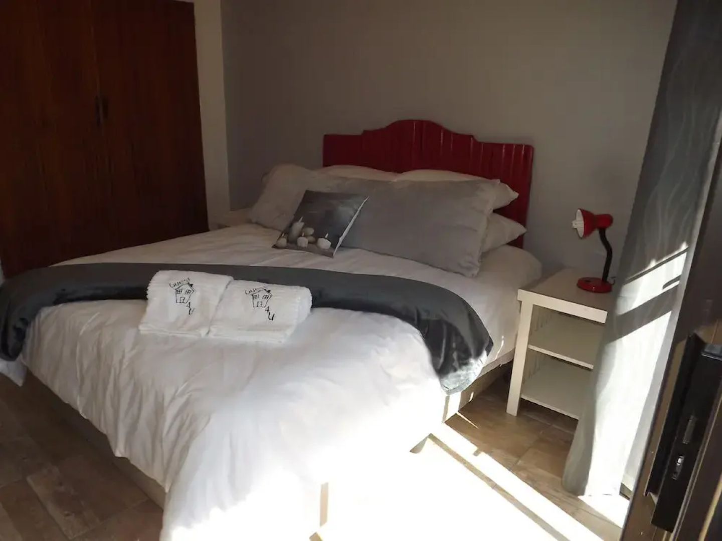 Guest House 4 U