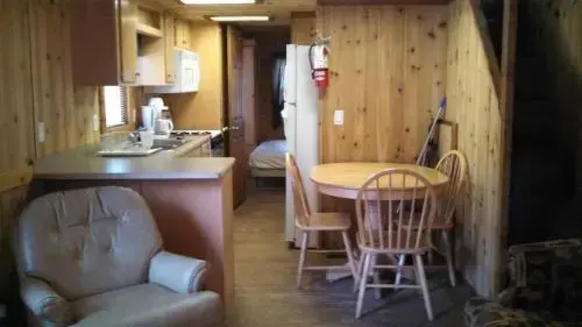 Alpine Lake Lakefront Cabin 6
