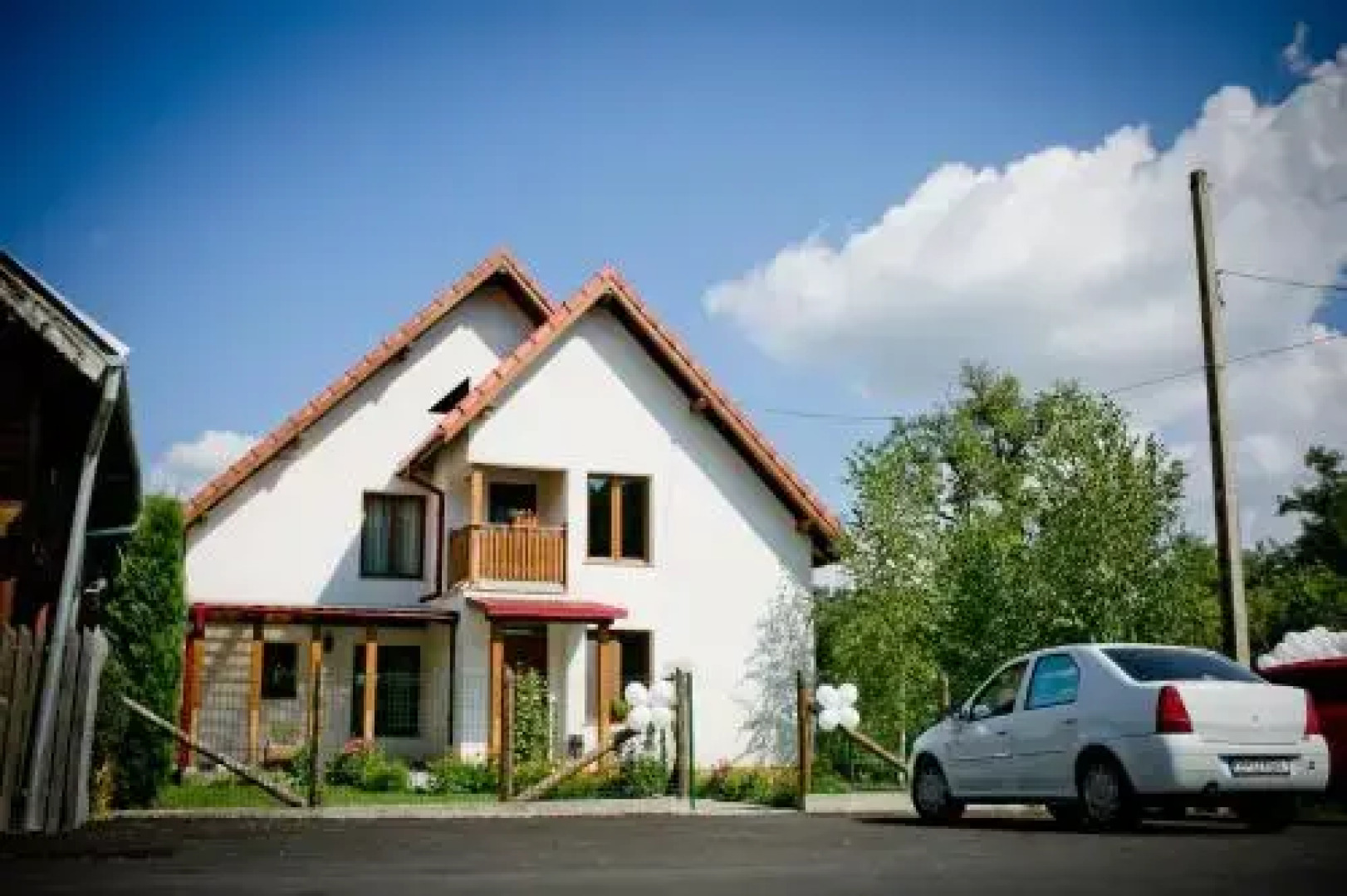 Conacul de sub munte