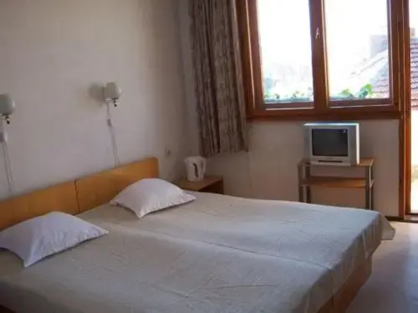 Guest House Kostandara