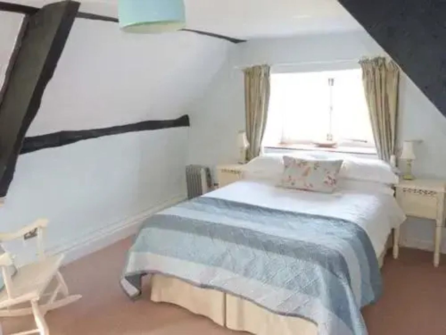 Dragon House Hotel
