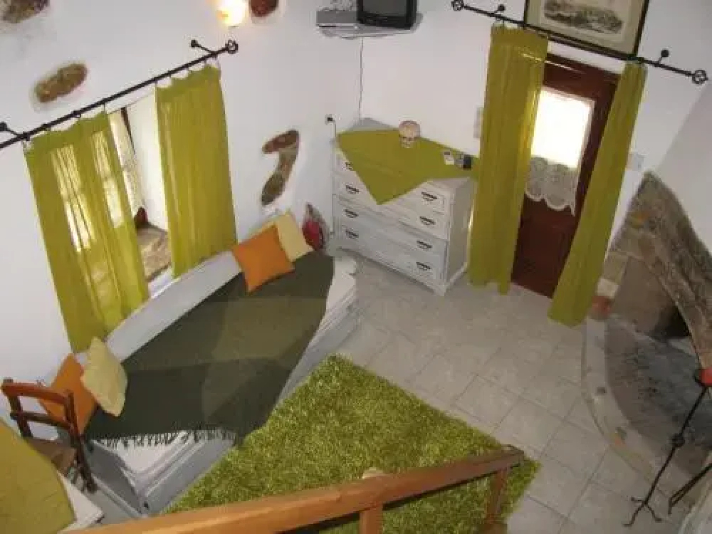 Porfyrousa Traditional Hotel