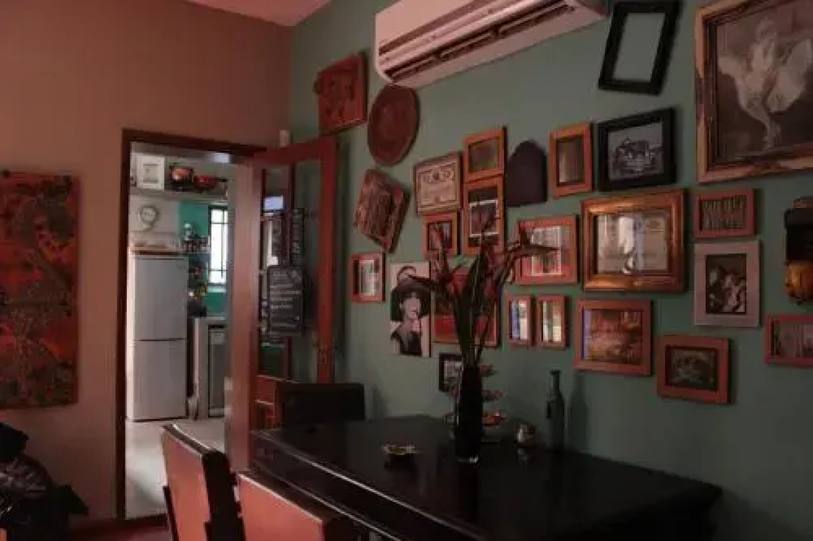 Remus-Art Hostel