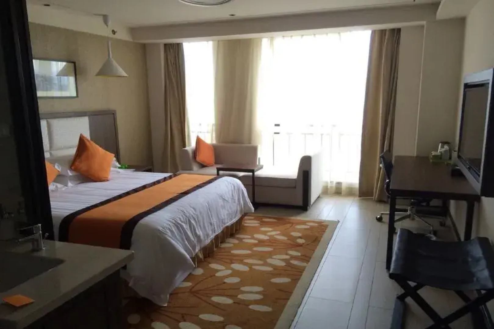 Yuyao New Century Manju Hotel South Nanlei Road