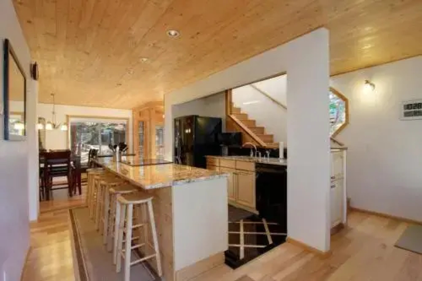 Lake Village Lair 4 Br condo by RedAwning