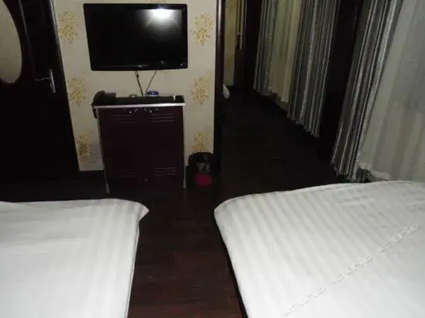 Enke Fashion Inn