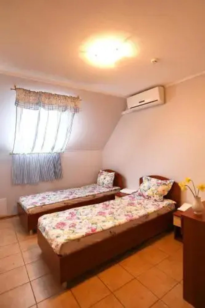 Hotel Harchevnya