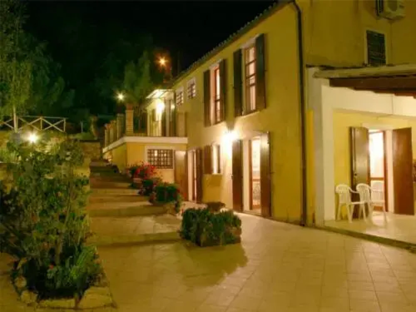 Piccola Terra Country House & Pool