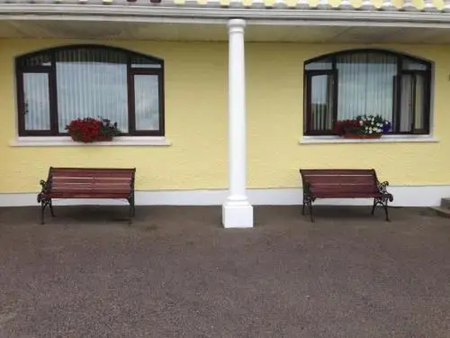 Seawater View Bed and Breakfast