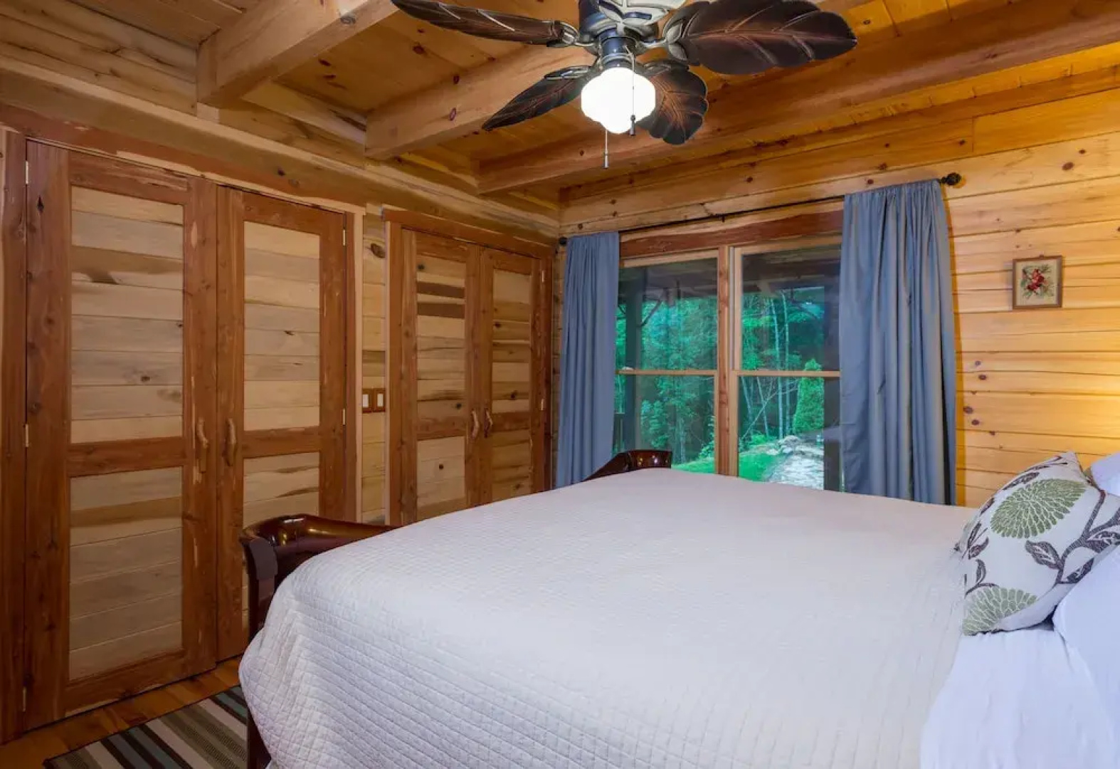 A Touch of Luxury Cabin