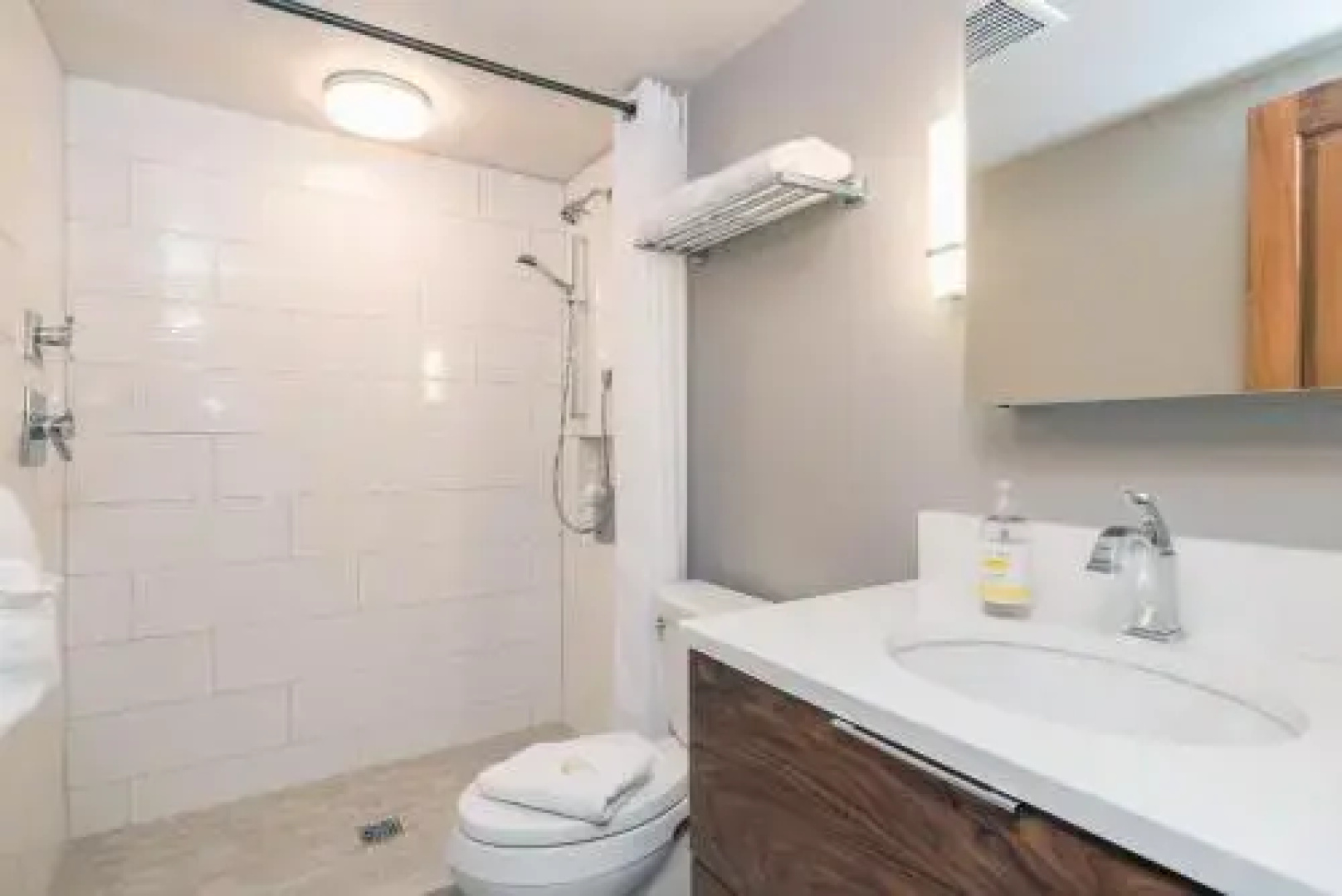 Boomerang Lodge 6