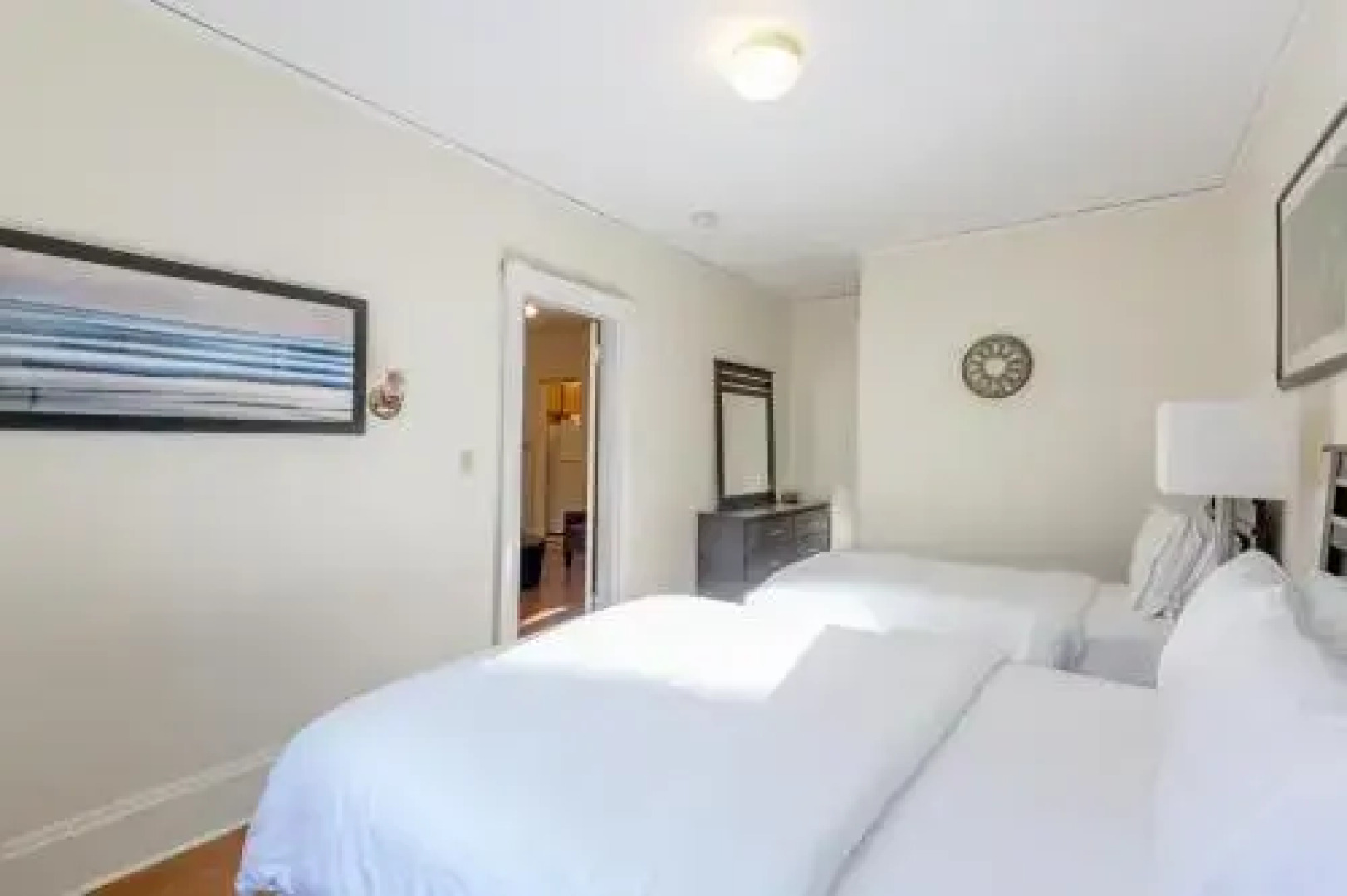 Kenmore Apartments by Starlight Suites