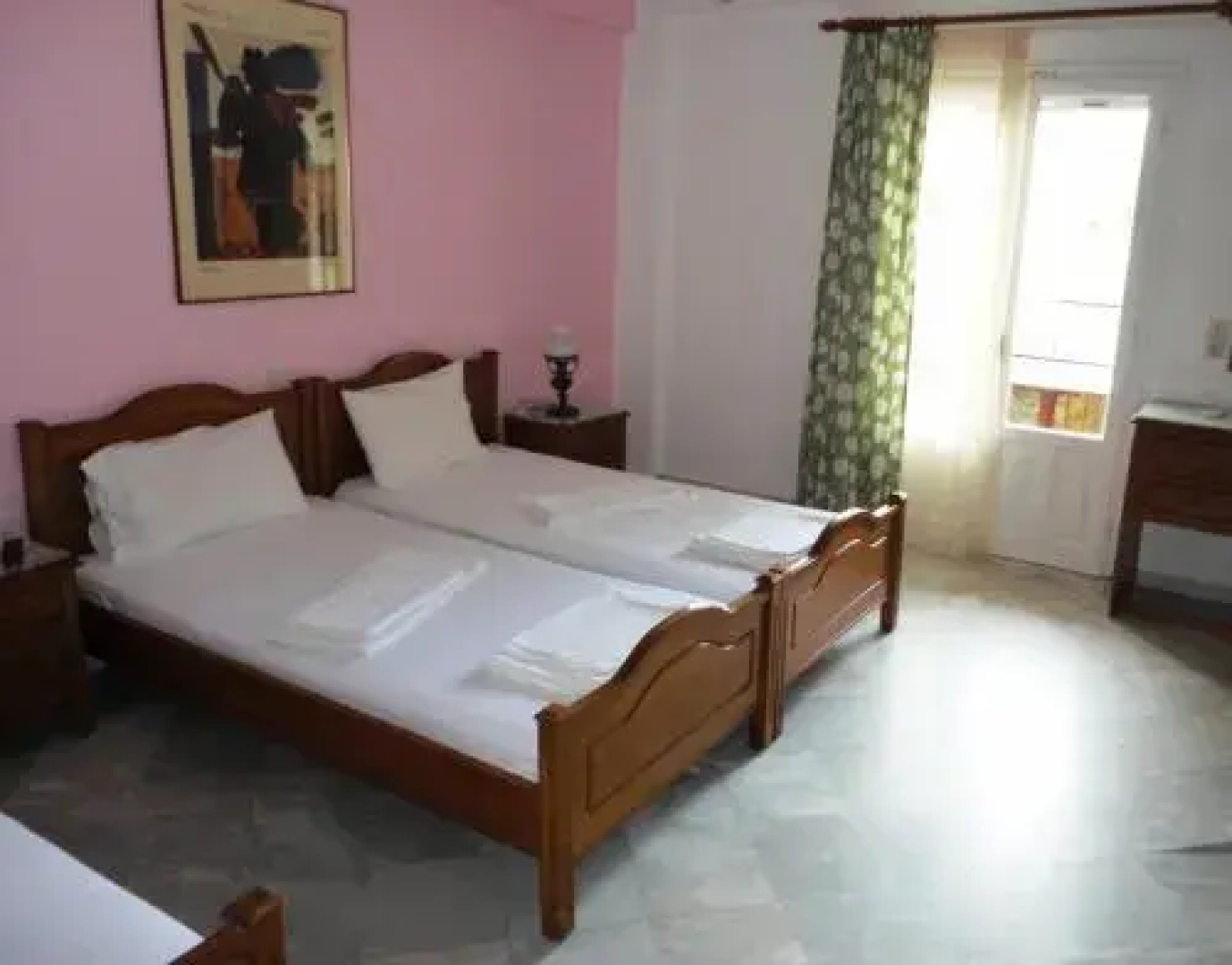 Grivas Apartments