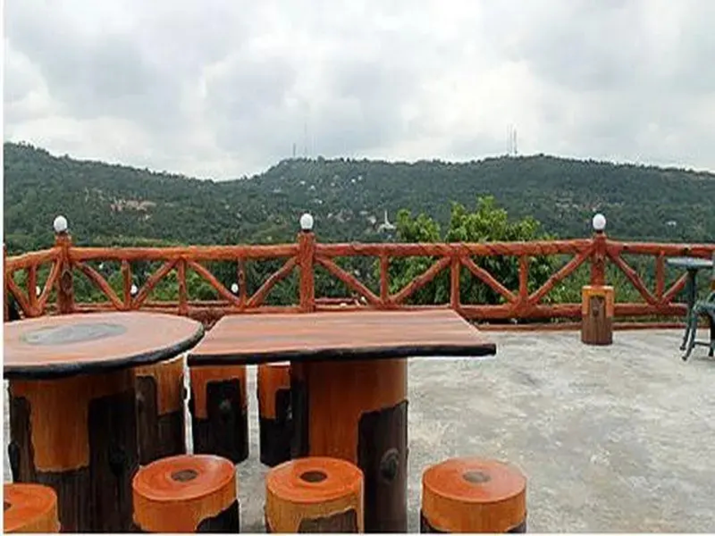 Yaithienghill Resort