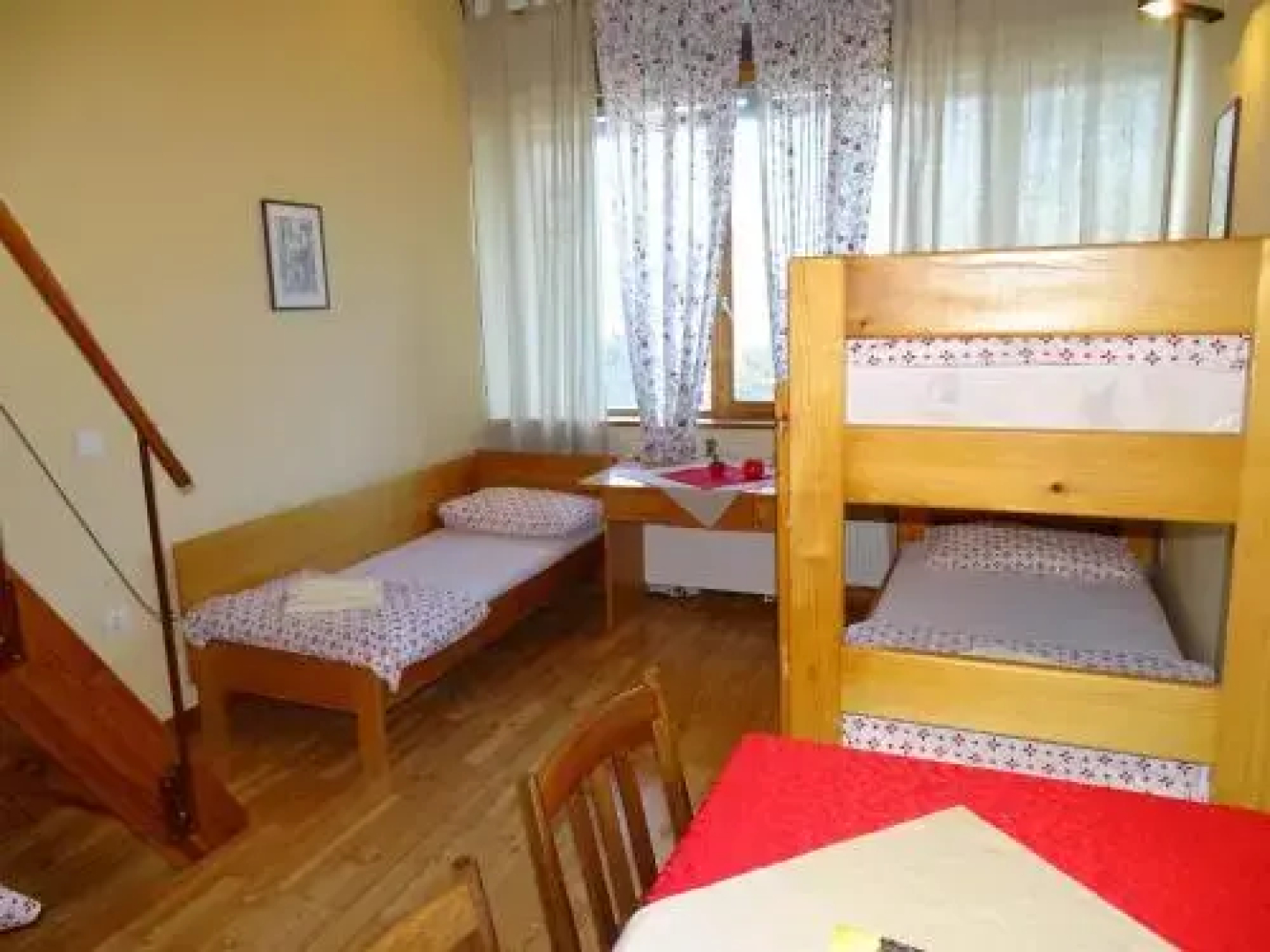 Apartments Posestvo Grad Prestranek