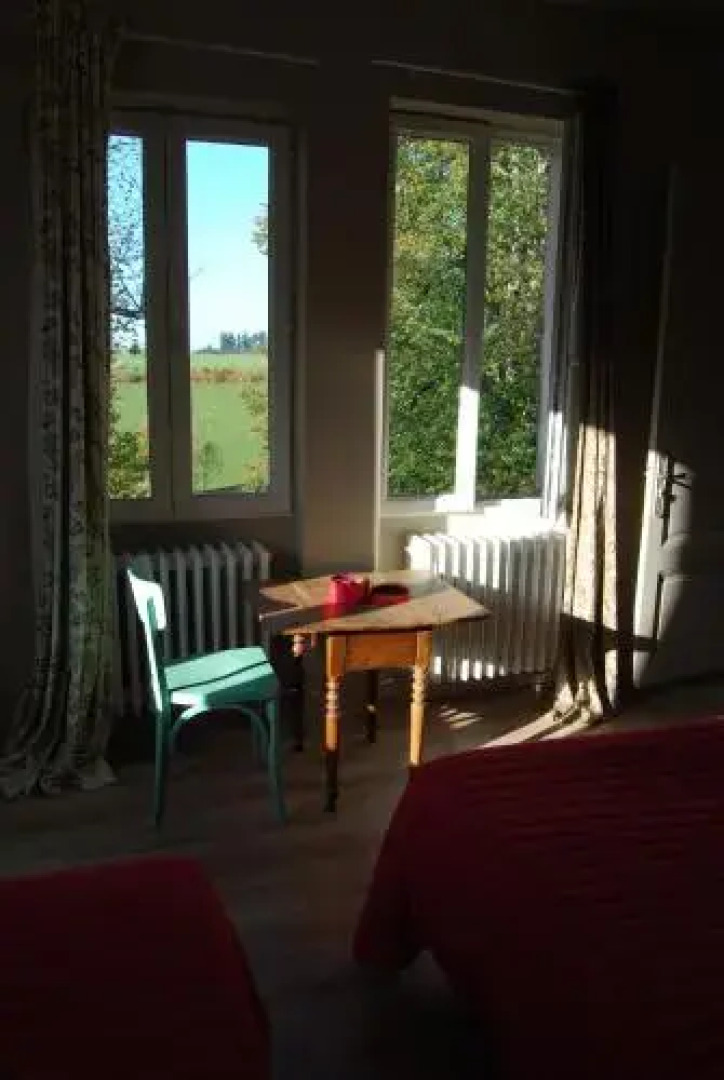 Hôtel Restaurant les Platanes