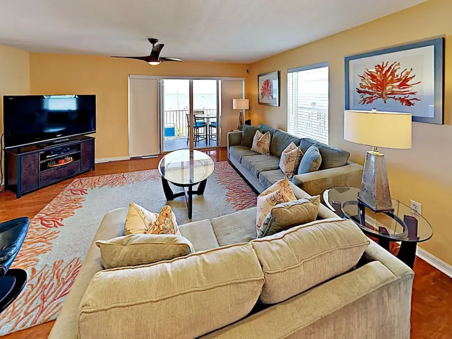 Unbeatable Beachside in Indian Rocks Beach by RedAwning