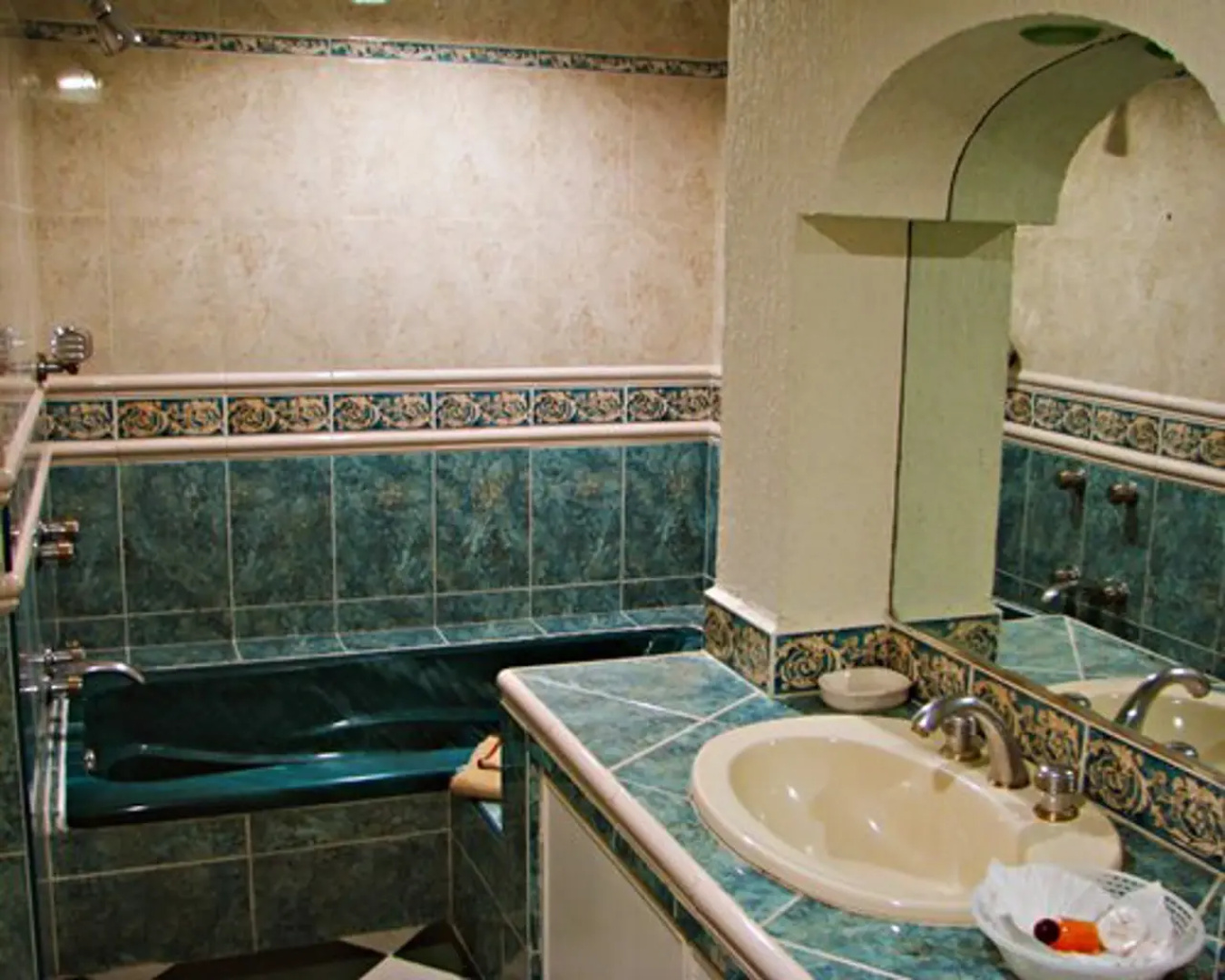 Hotel & Club Aladino`s