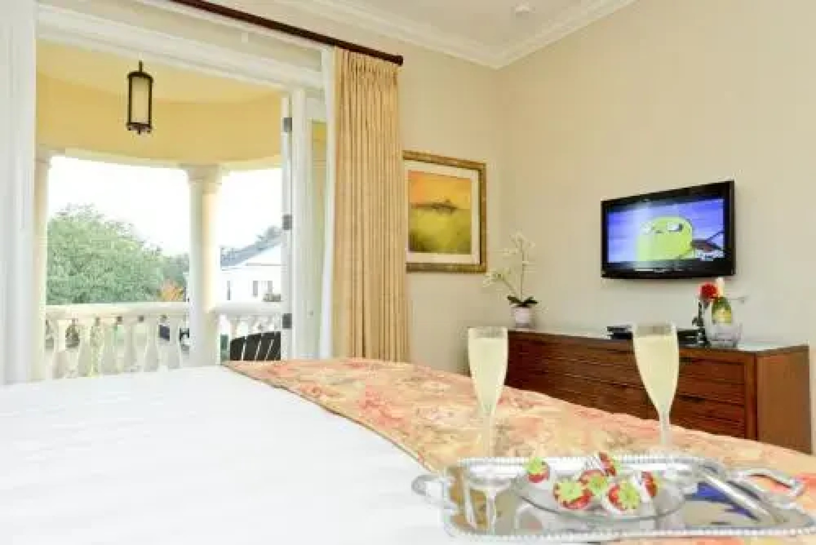 Modern Perfection in Reunion