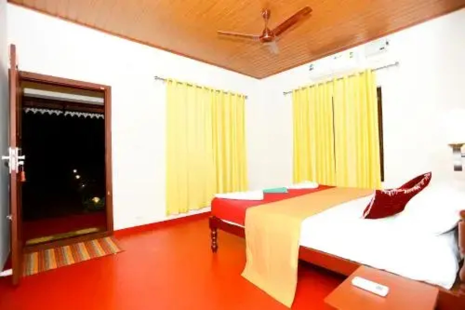 Marari Charlys Homestay