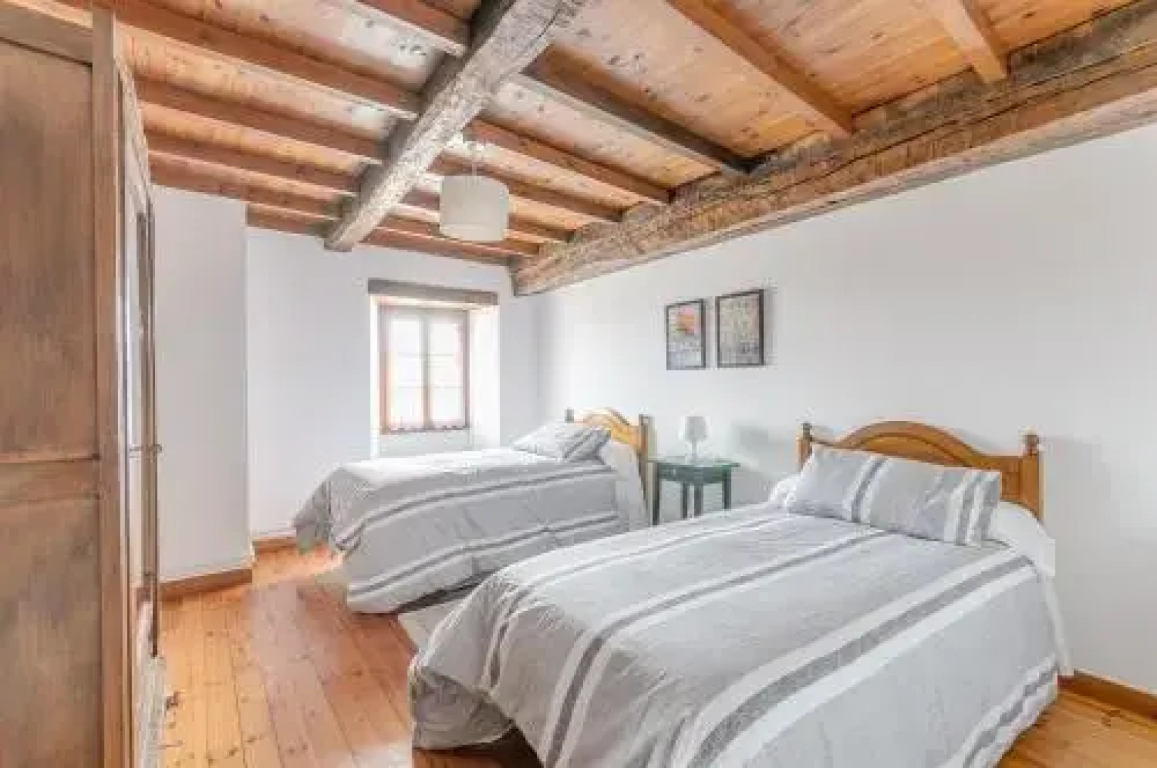 La Casa De Los Pedros
