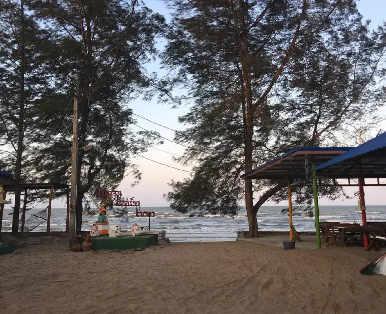 Roong Arun Resort