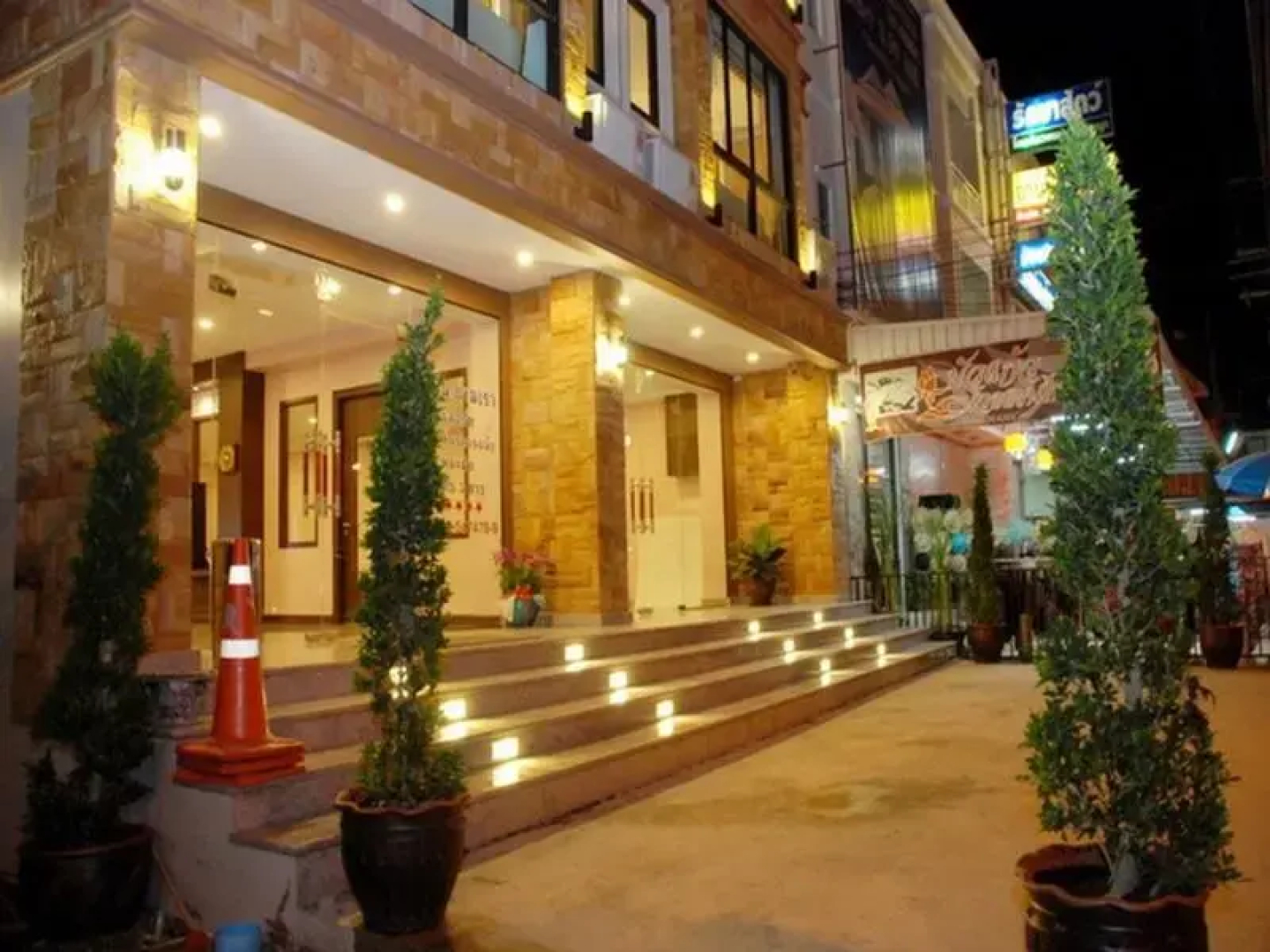 Hua Hin WunWan Resort