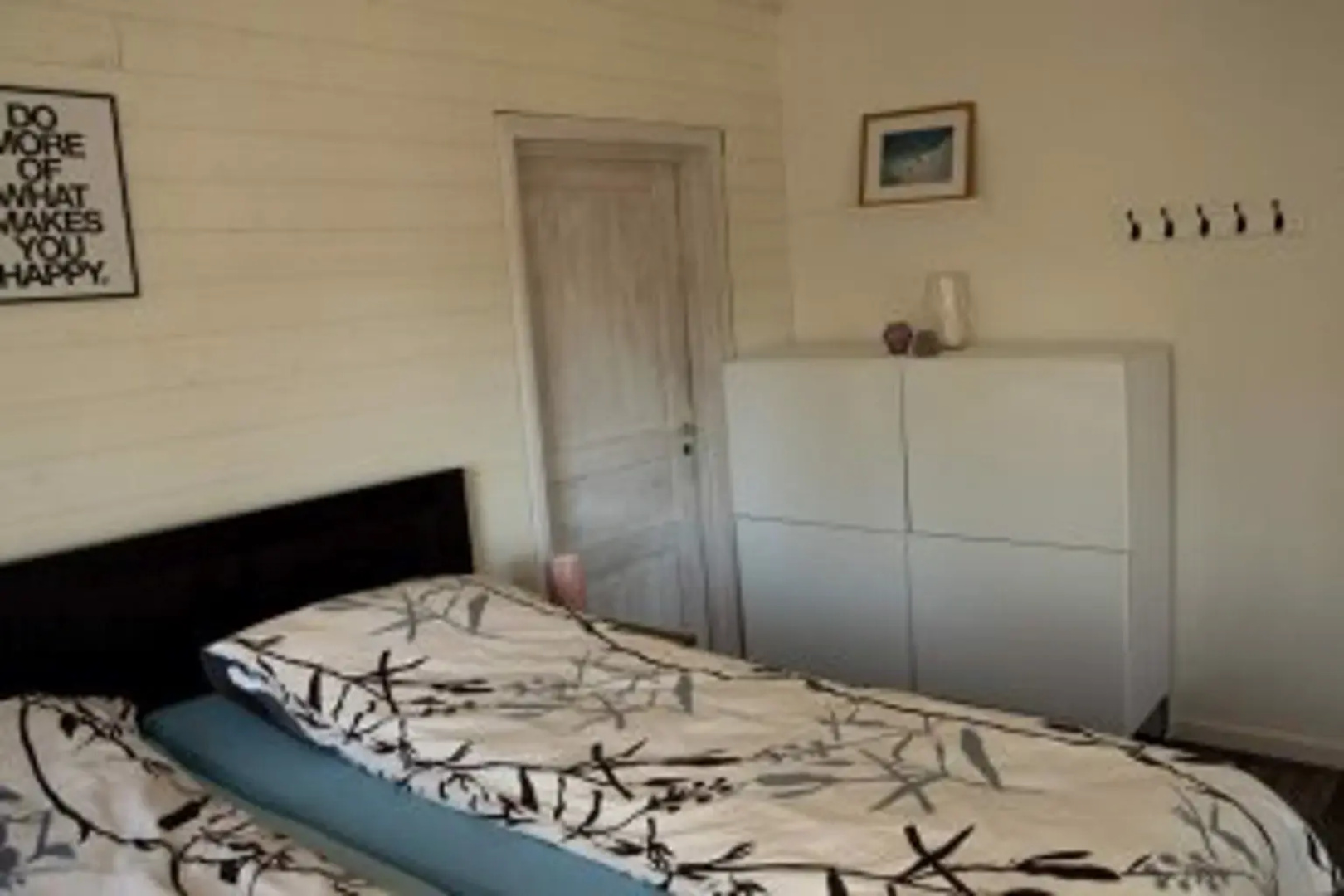 Husky Lodge