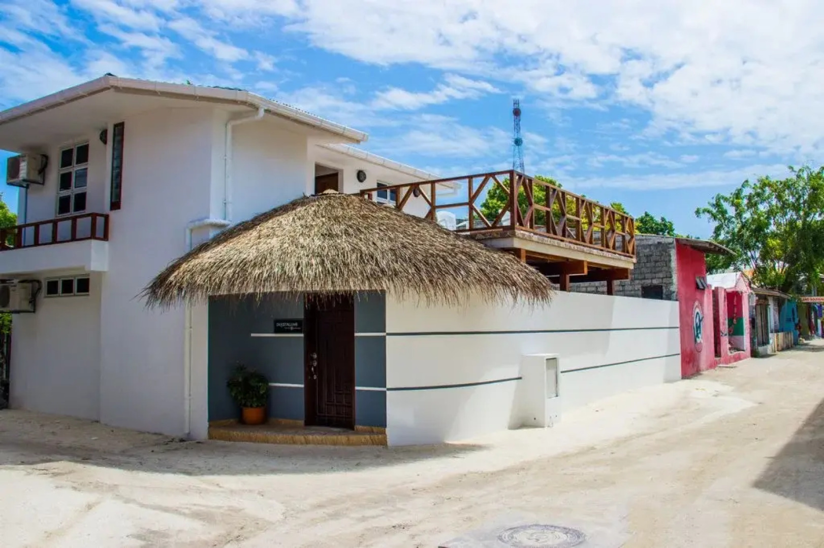 Crystalline Residence at Rasdhoo Island