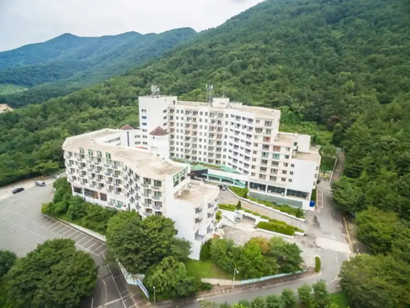 Bugok Ilsung Condo