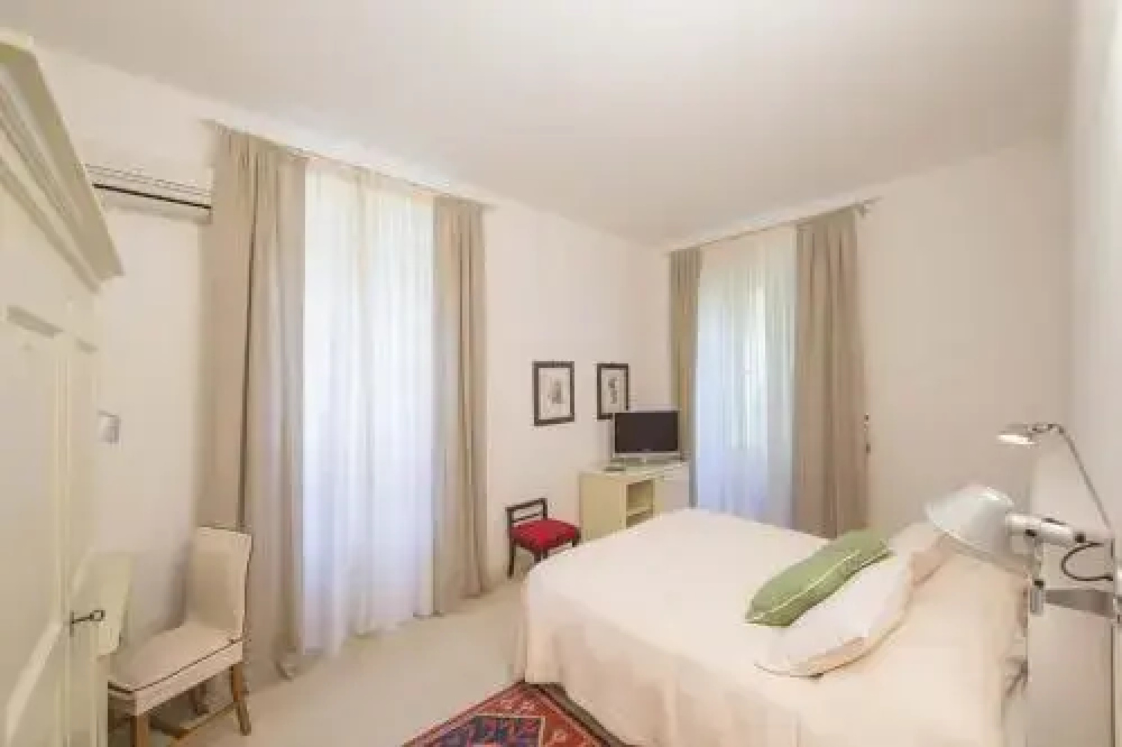 Casina Metrano-Castello Monaci