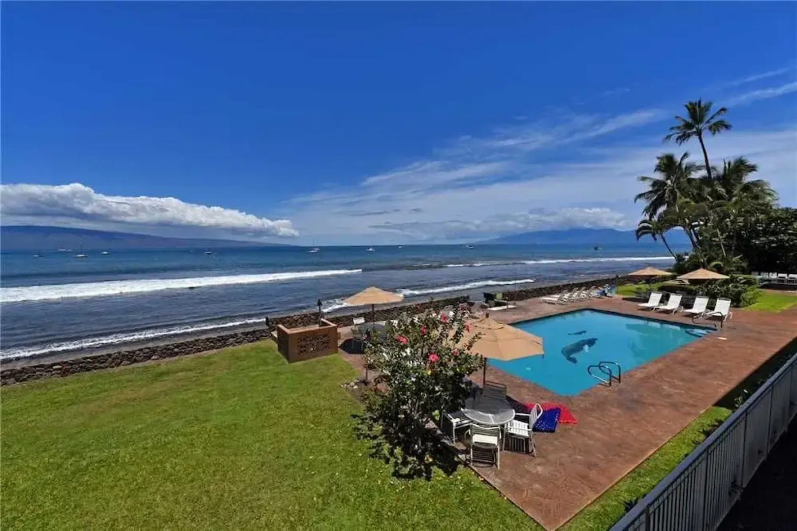 Lahaina Roads #204