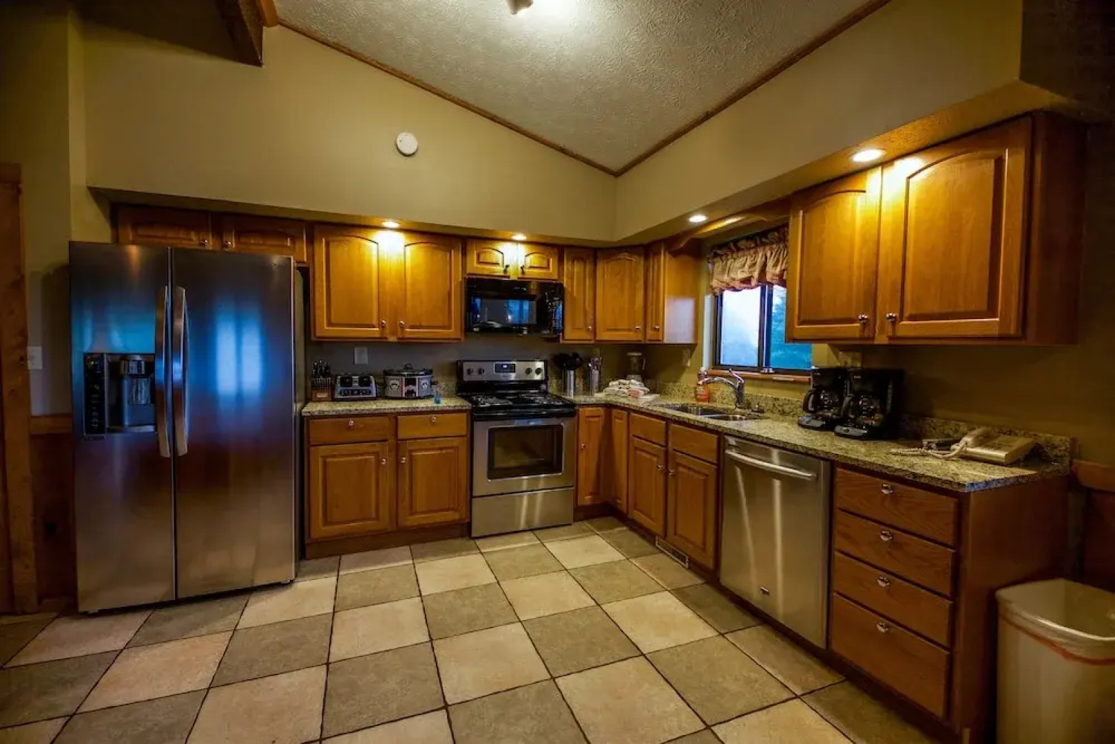 Grande Butte Lodge - Hocking Hills