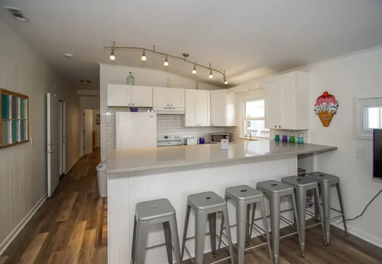 Love At First Sight - B 2 Br Home