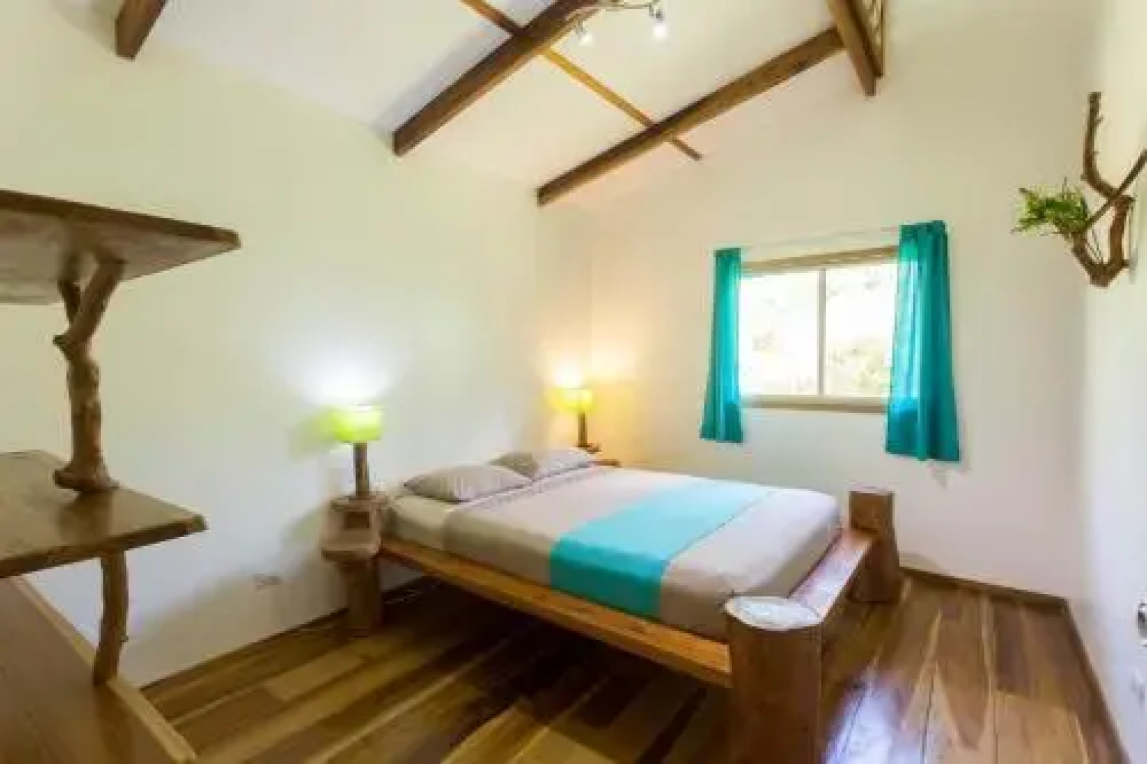 Passion Fruit Lodge