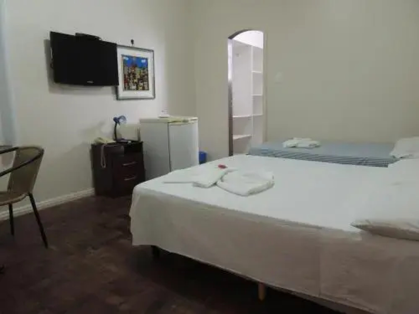 Chez Les Rois Bed and Breakfast