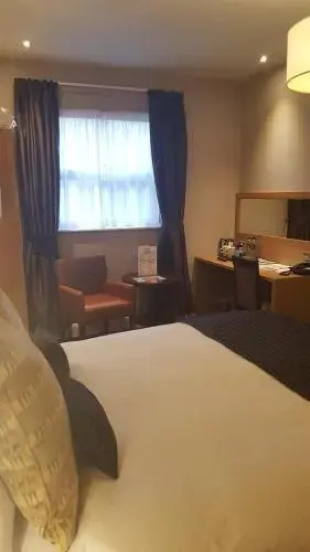 Sandford House Hotel Wetherspoon